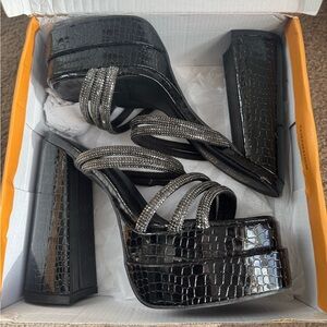Chase and Chloe Wolfe-8 black croc heels